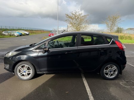 2015 Ford Fiesta - photo 5