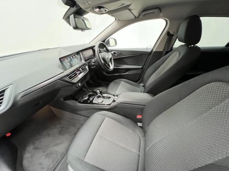2023 BMW 1-Series - photo 14