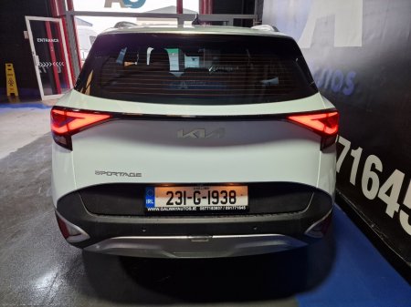 2023 Kia Sportage - photo 8