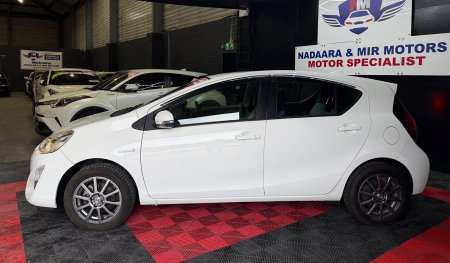 2017 Toyota Aqua - photo 19