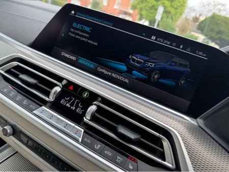 2022 BMW X5 - photo 30