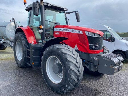 2020 Massey Ferguson 7718S
