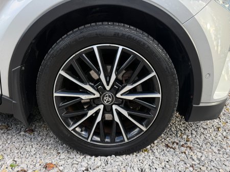 2017 Toyota C-HR - photo 9