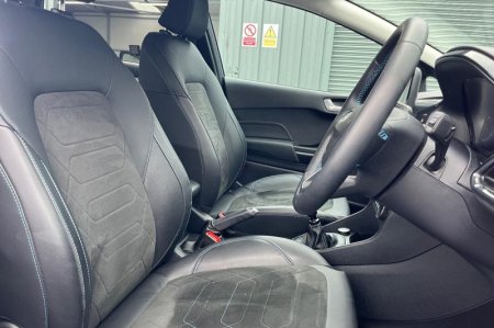 2023 Ford Fiesta - photo 17