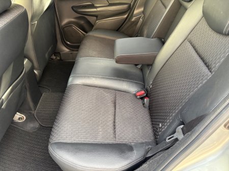2017 Honda Fit - photo 12