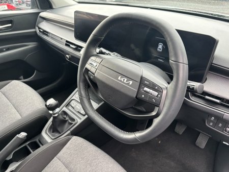 2026 Kia Stonic - photo 2