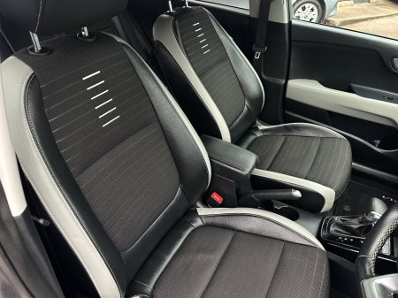 2024 Kia Stonic - photo 13