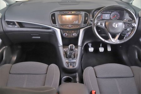 2017 Vauxhall Zafira - photo 14