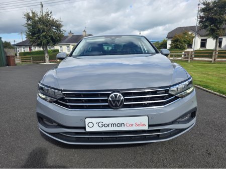 2022 Volkswagen Passat - photo 3