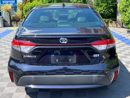 2020 Toyota Corolla - photo 16