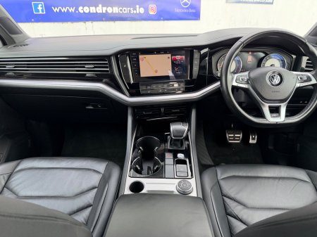 2019 Volkswagen Touareg - photo 16