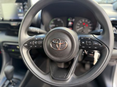 2020 Toyota Yaris - photo 8