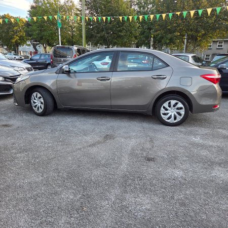 2018 Toyota Corolla - photo 5