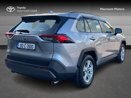 2019 Toyota RAV4 - photo 2