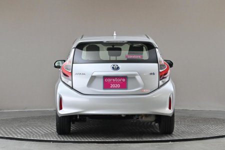 2020 Toyota Aqua - photo 8