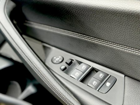2017 BMW 5-Series - photo 44