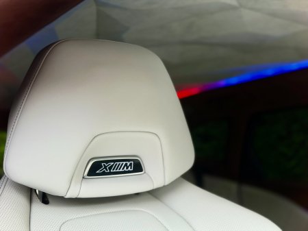 2024 BMW XM - photo 10