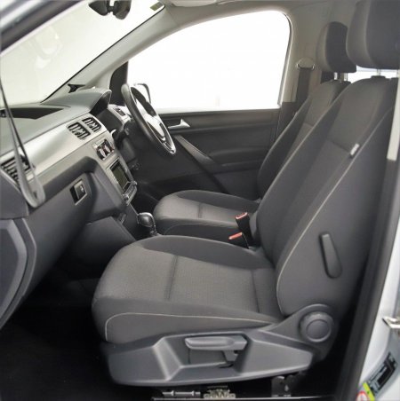 2020 Volkswagen Caddy Maxi Life - photo 15