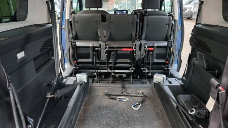2021 Peugeot Rifter - photo 26