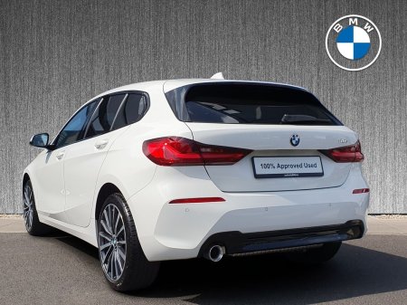 2023 BMW 1-Series - photo 2