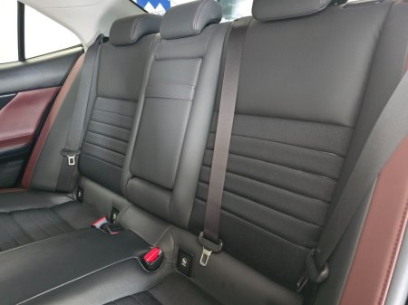 2019 Lexus IS - photo 10