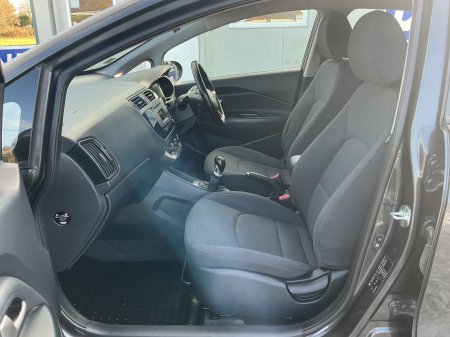 2017 Kia Rio - photo 19