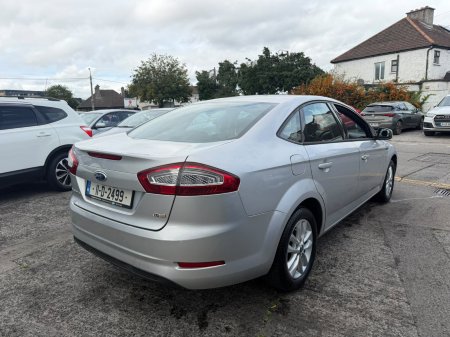 2011 Ford Mondeo - photo 11