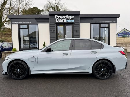 2024 BMW 3-Series - photo 10