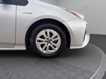 2017 Toyota Prius - photo 9