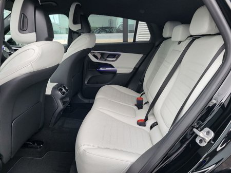 2027 Mercedes-Benz GLC - photo 8