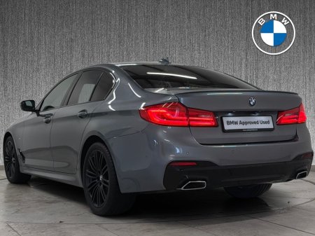 2019 BMW 5-Series - photo 2