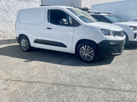 2022 Peugeot Partner - photo 2