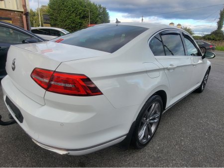2018 Volkswagen Passat - photo 23