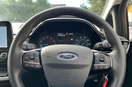 2019 Ford Fiesta - photo 12