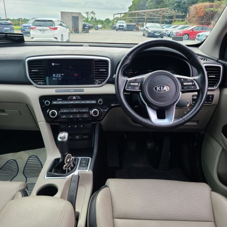 2022 Kia Sportage - photo 15