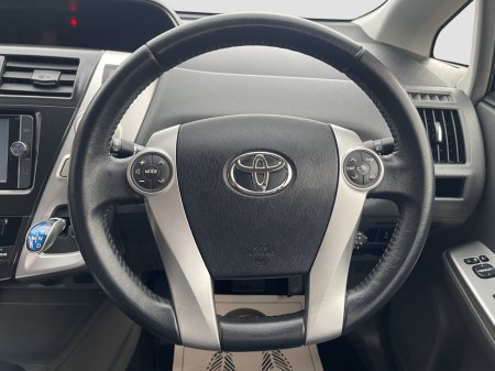 2013 Toyota Prius - photo 16