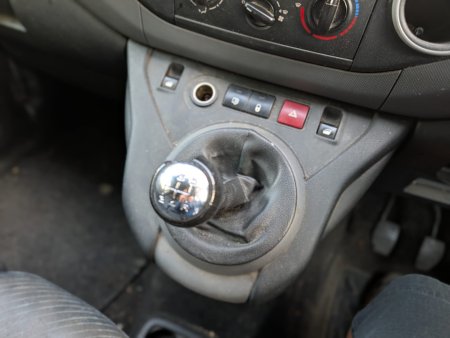 2009 Peugeot Partner - photo 12
