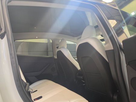 2023 Tesla Model Y - photo 20