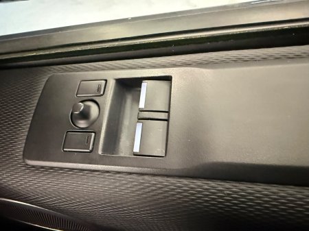 2024 Land Rover Discovery - photo 24