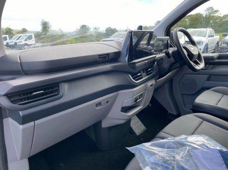 2026 Ford Transit Custom - photo 9