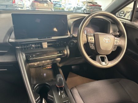 2024 Toyota C-HR - photo 8