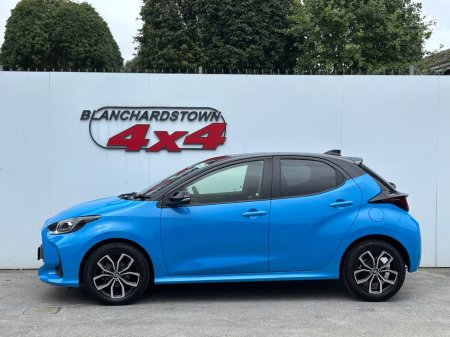2020 Toyota Yaris - photo 2