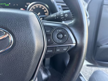 2019 Toyota Camry - photo 16