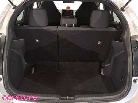 2022 Toyota Yaris - photo 19