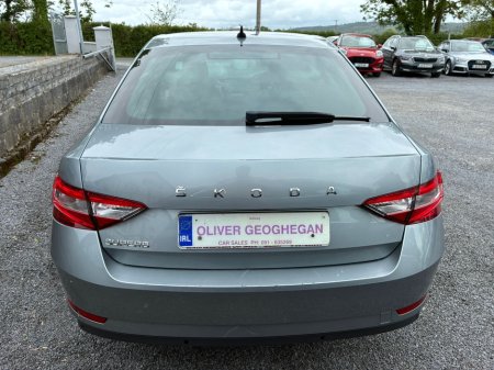 2021 Skoda Superb - photo 18