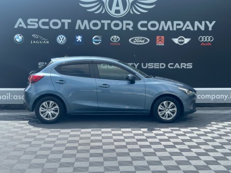 2015 Mazda Demio - photo 5