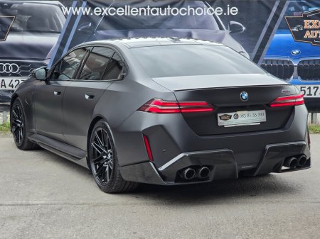 2025 BMW M5 - photo 5