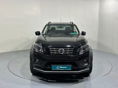 2021 Nissan Navara - photo 2