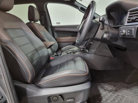 2025 Volkswagen Amarok - photo 8