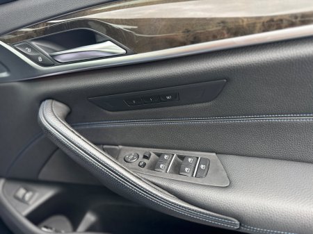 2017 BMW 5-Series - photo 32